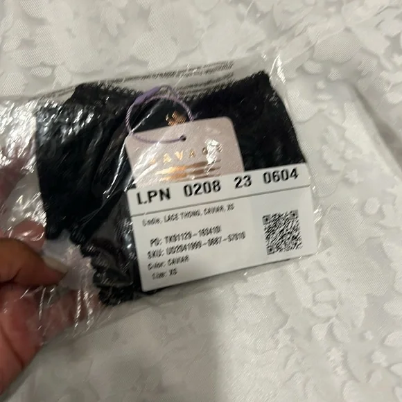 Savage X Fenty Black Lace Bralette and Panty Set NWT S/XS - Picture 10 of 11